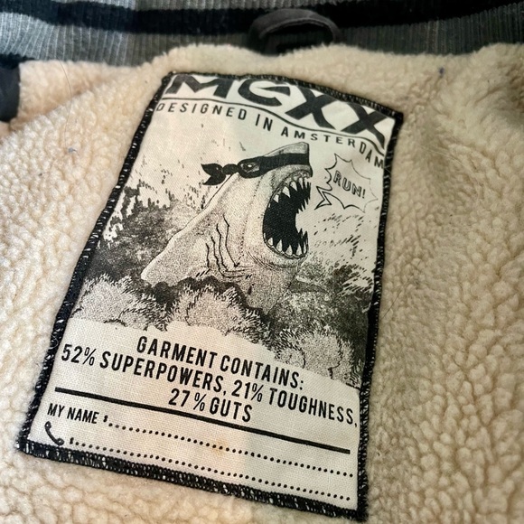 Boys Winter Jacket - Picture 4 of 4